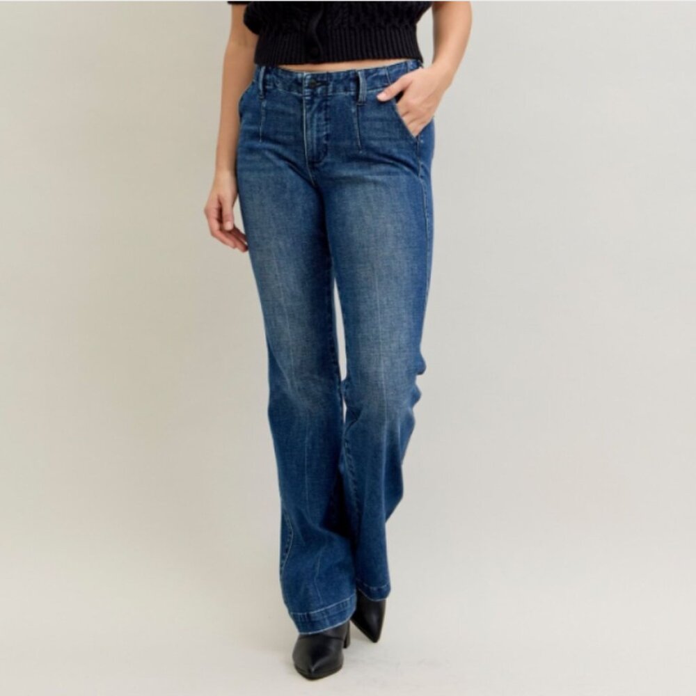 Judy Blue Mid-rise Tummy control bootcut Trouser - Picture 3 of 4